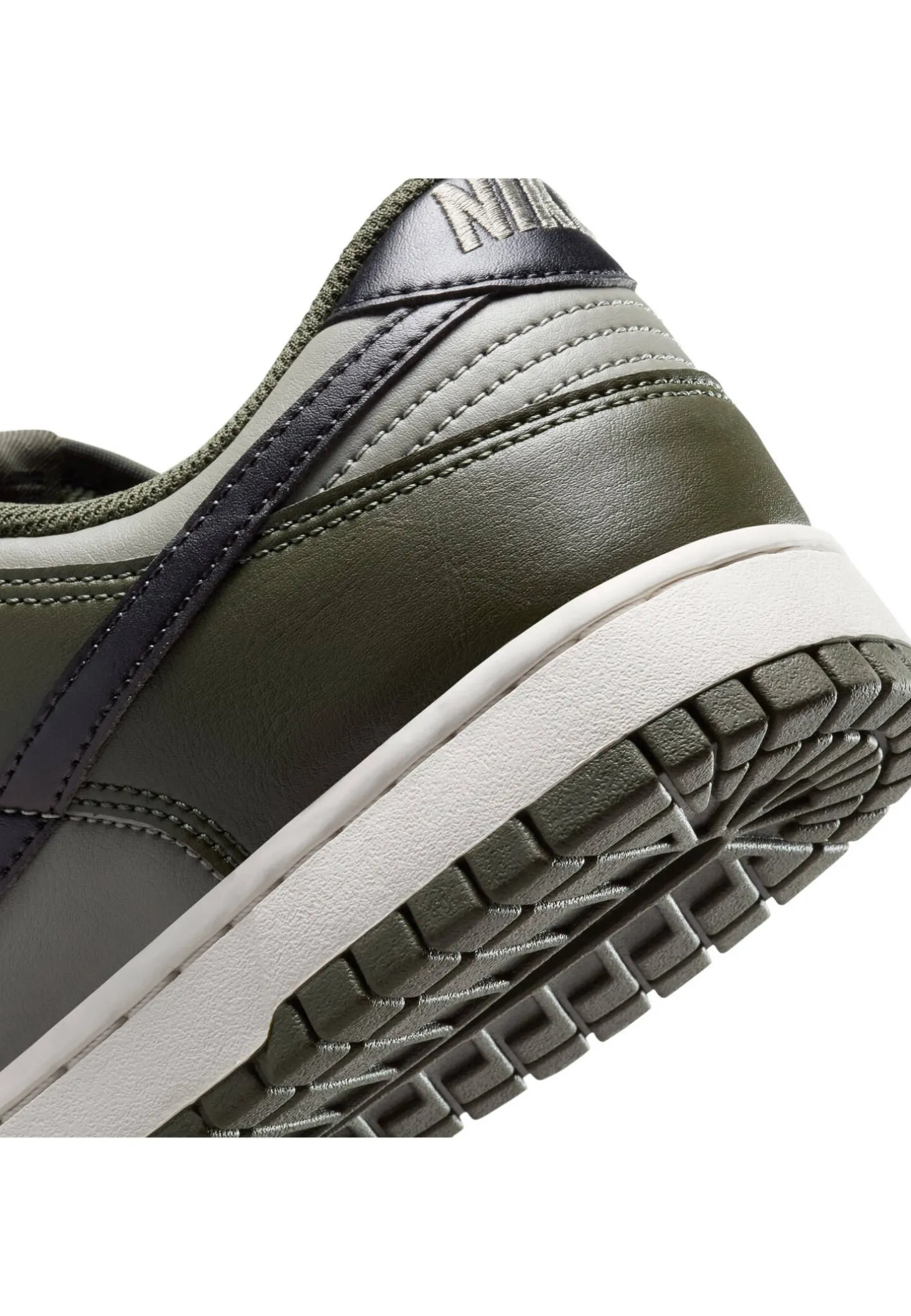 Herren Sneaker DUNK LOW RETRO