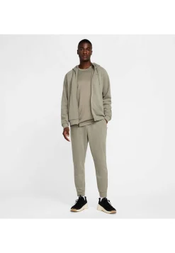 Herren Sweatpants PRIMARY DRI-FIT UV VERSA