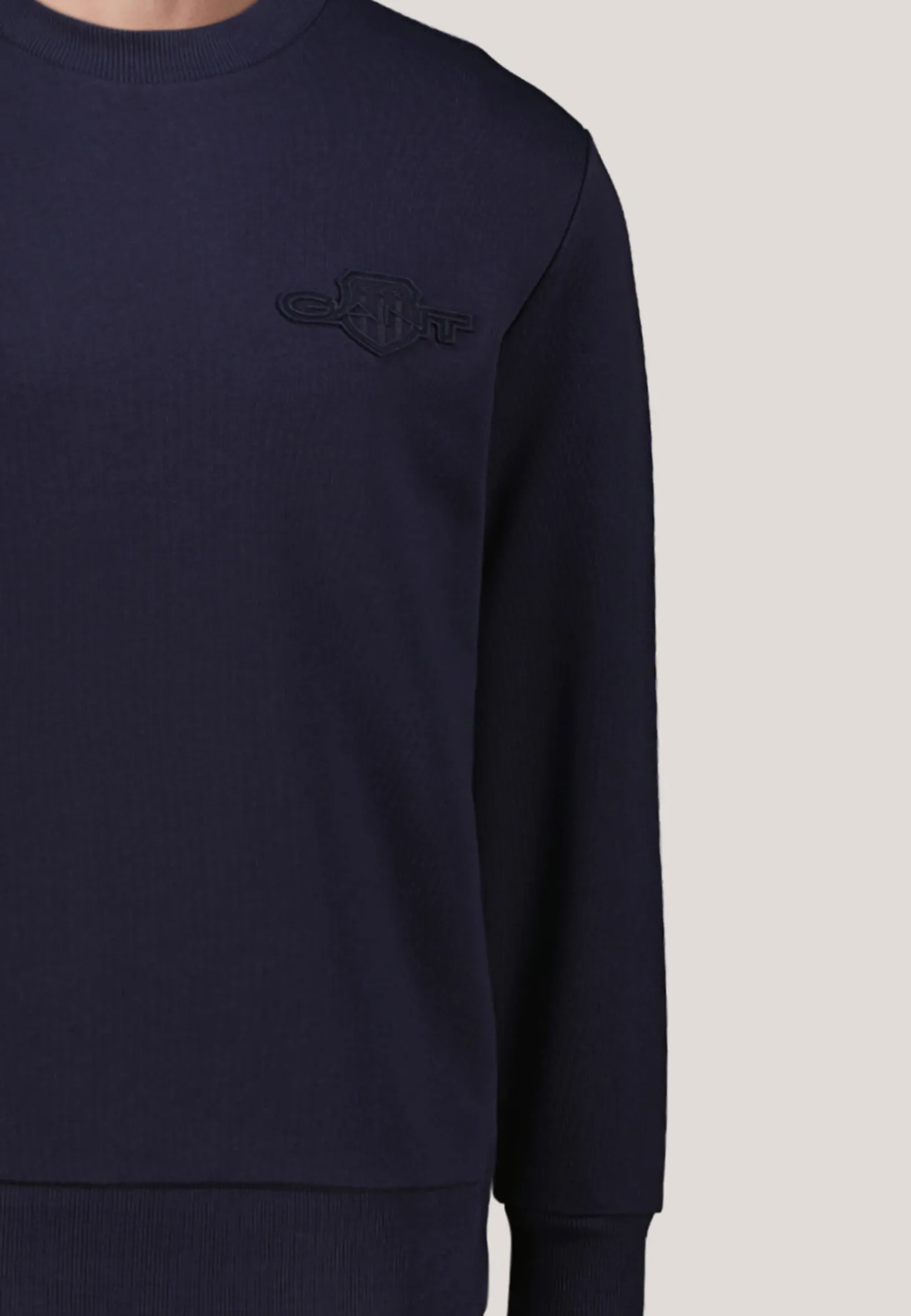 Herren Sweatshirt TONAL SHIELD Regular Fit