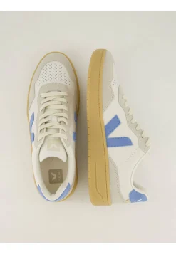 Sneaker aus Leder V-90