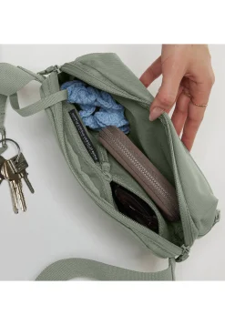 Umhängetasche SLING BAG M